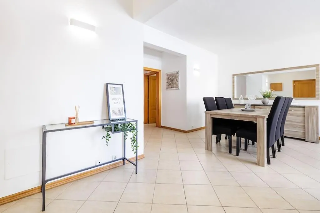 Sea-Front 1' Min! - Apartment With Ac & Wifi Quarteira
