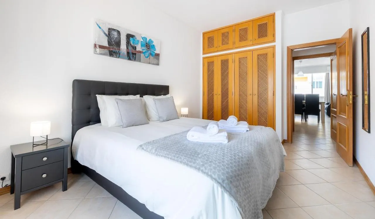 Sea-Front 1' Min! - Apartment With Ac & Wifi Quarteira