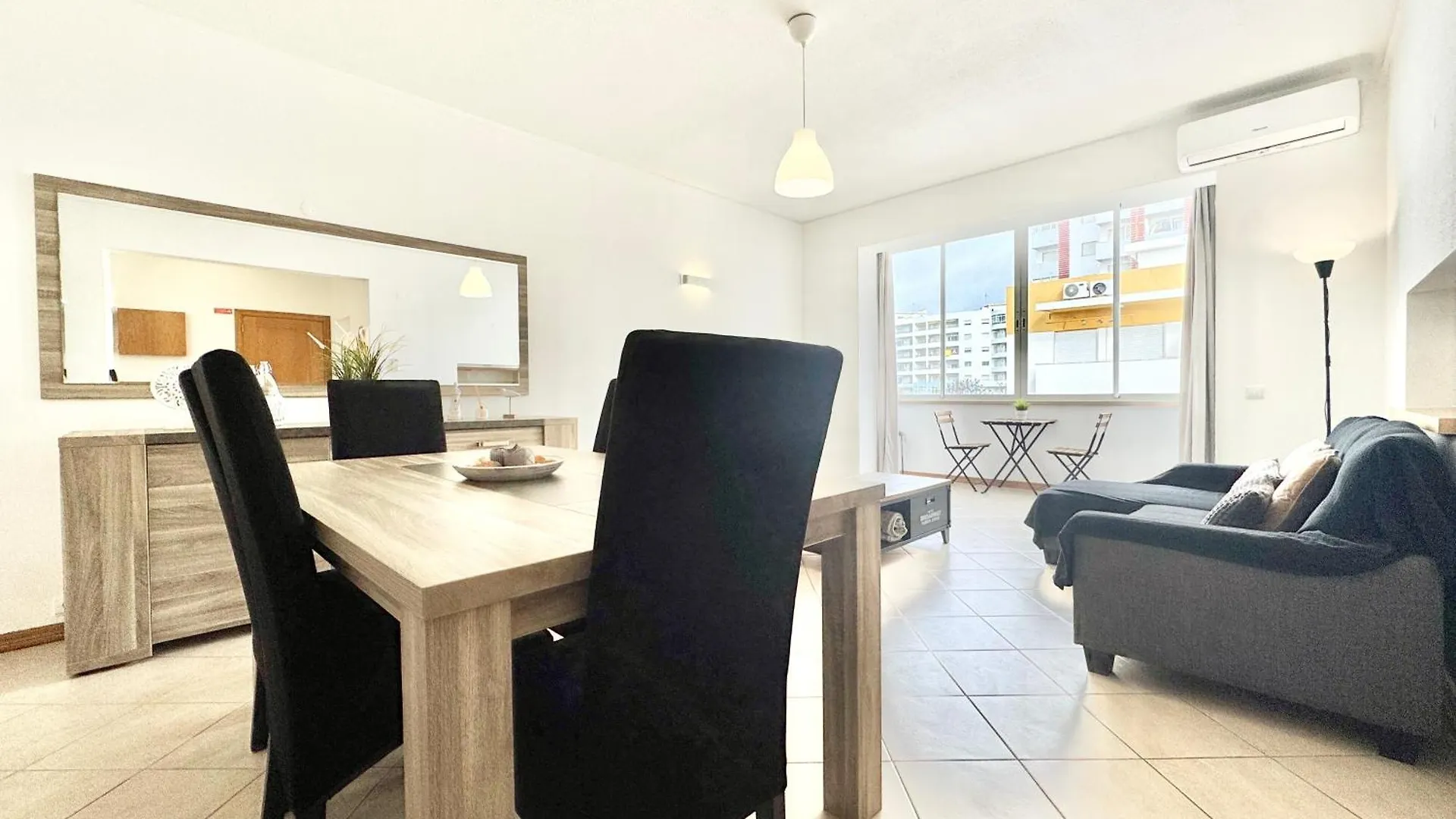 Sea-Front 1' Min! - Apartment With Ac & Wifi Quarteira